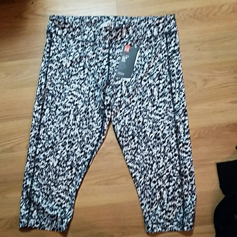 Under Armour compression tights